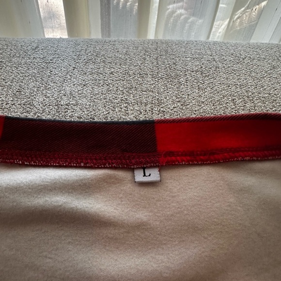 Black & Red Checkered Top - Picture 5 of 7